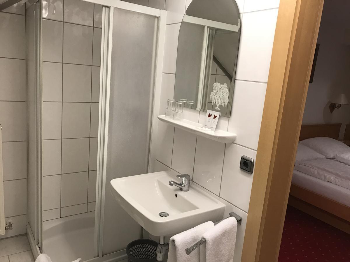 Gasthof "Zur Kanne" Markt Sankt Florian Ngoại thất bức ảnh