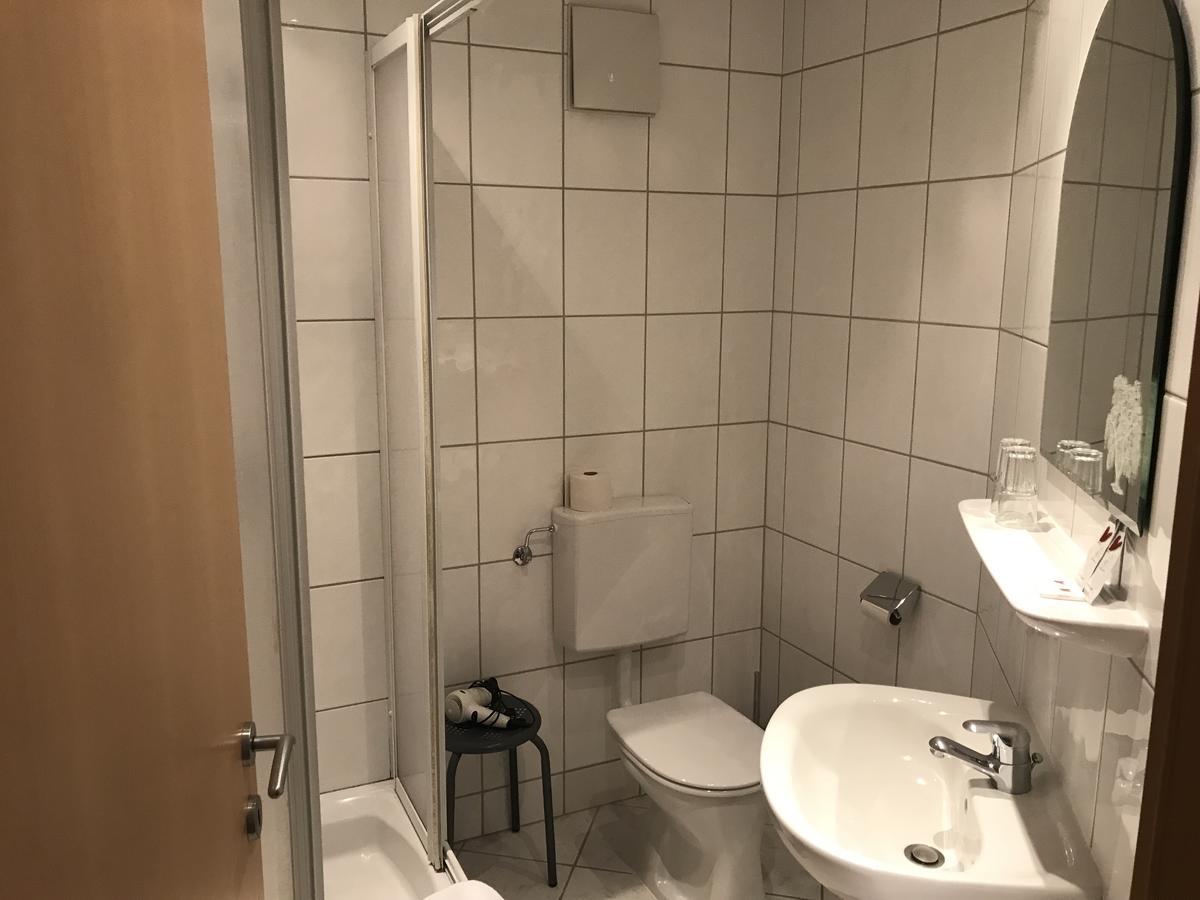 Gasthof "Zur Kanne" Markt Sankt Florian Ngoại thất bức ảnh