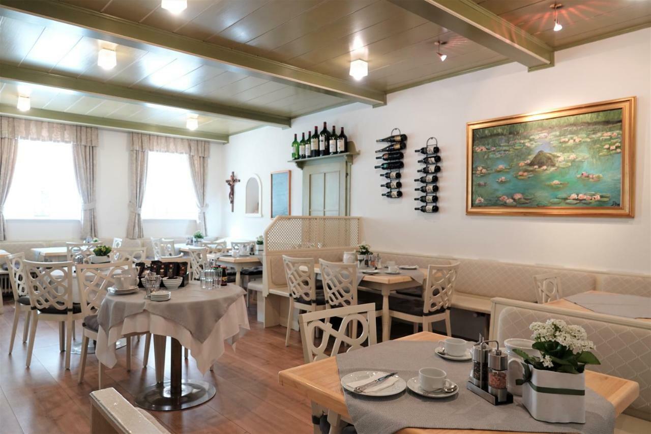 Gasthof "Zur Kanne" Markt Sankt Florian Ngoại thất bức ảnh